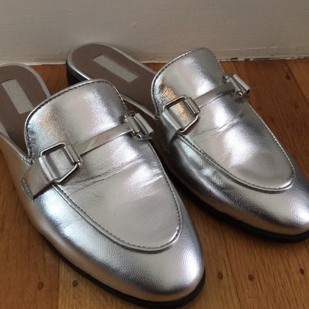 TopShop Loafer Mule in Silver size 36